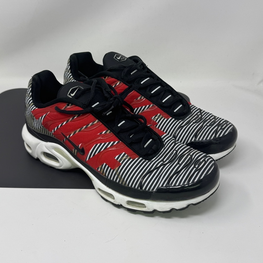 Nike Air Max Plus TN SE Big Logo Black Zebra Striped AT0040-001 Men 11.5